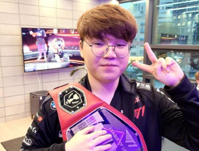 给予年轻球 给予年轻球